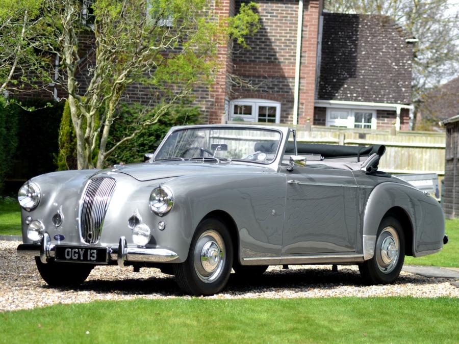  Lagonda 3-Litre Drophead Coupe by Tickford 1953 года  (фото 9 из 9)